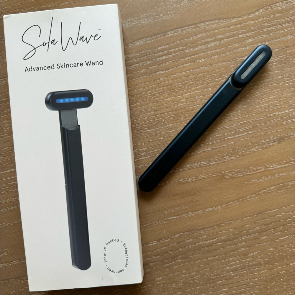 SolaWave blue light therapy wand